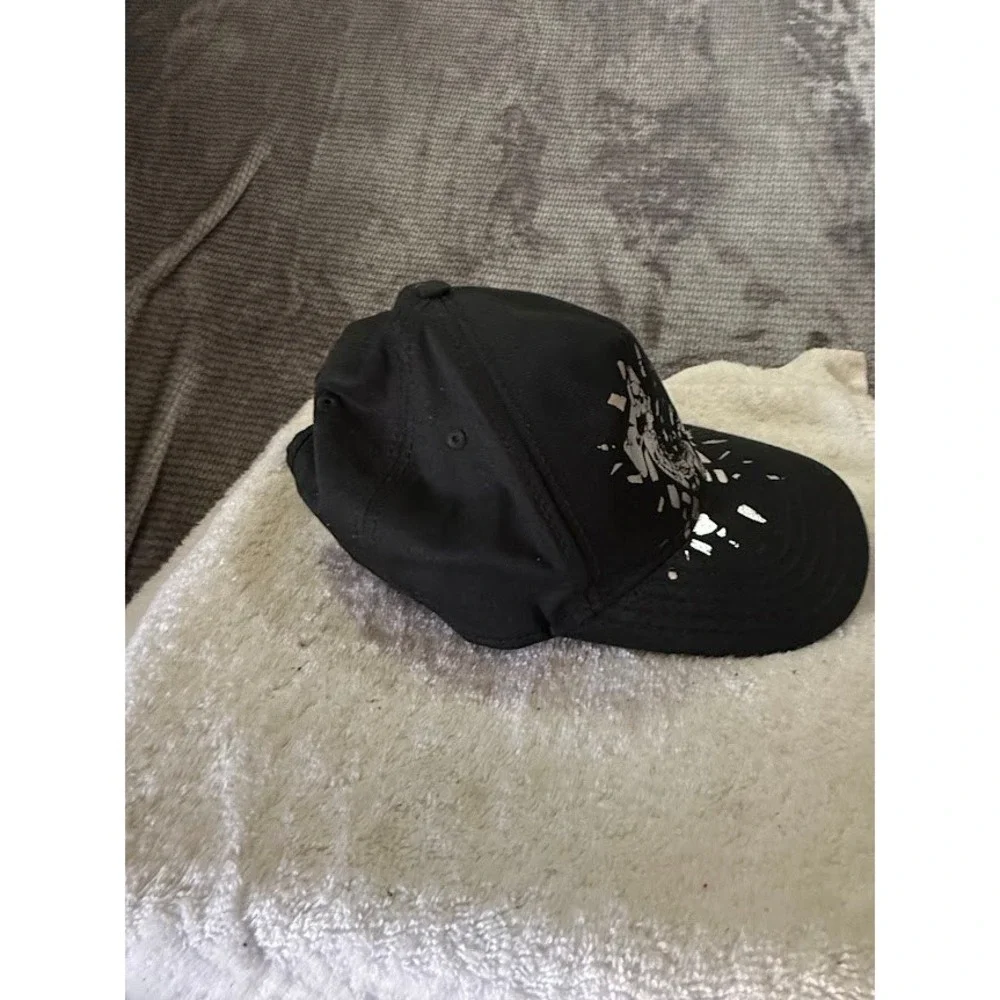 True Religion Black Silver Shattered Horseshoe Logo Baseball Cap Hat Adjustable